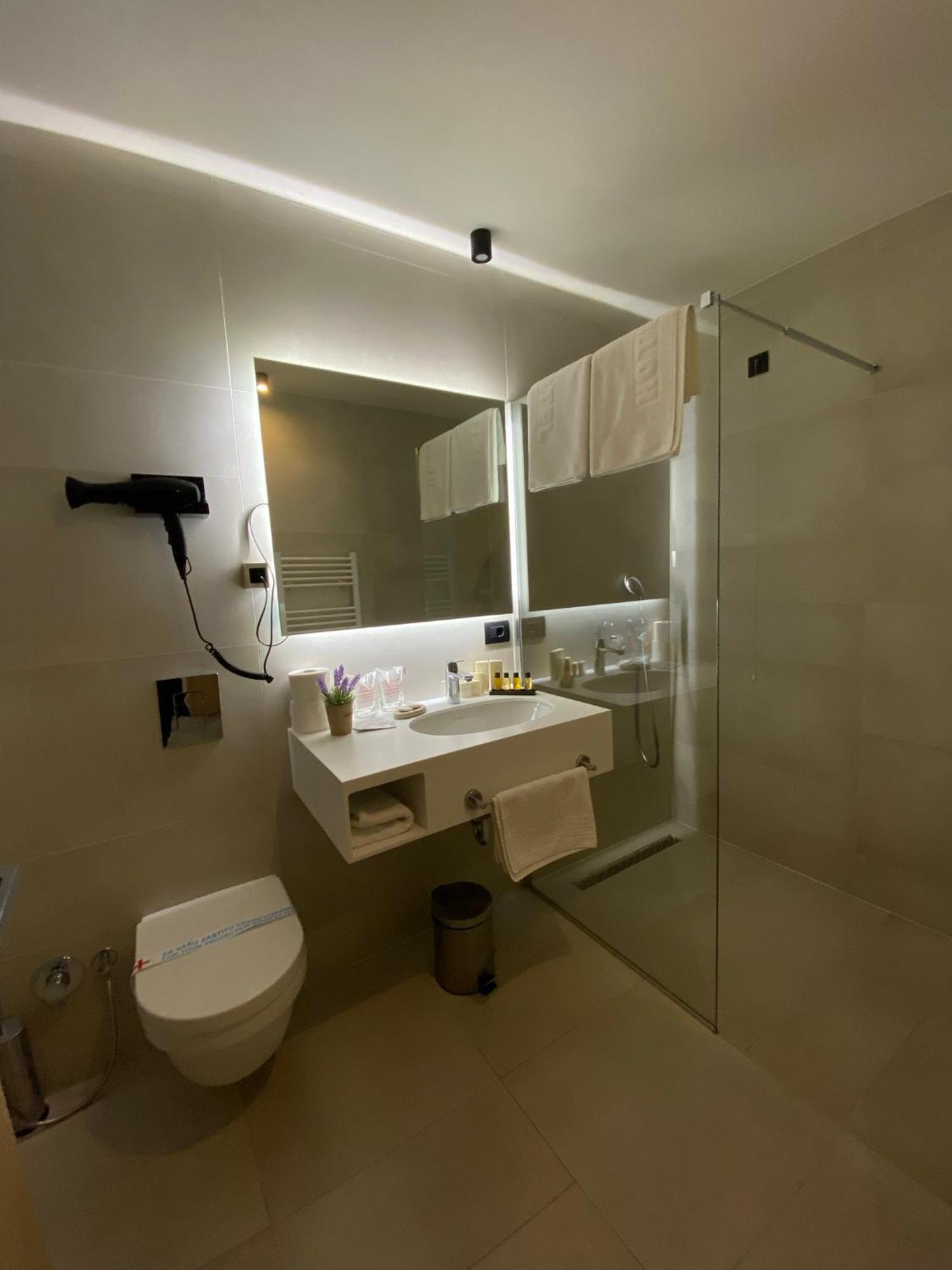Hotel Boss Saraievo Quarto foto